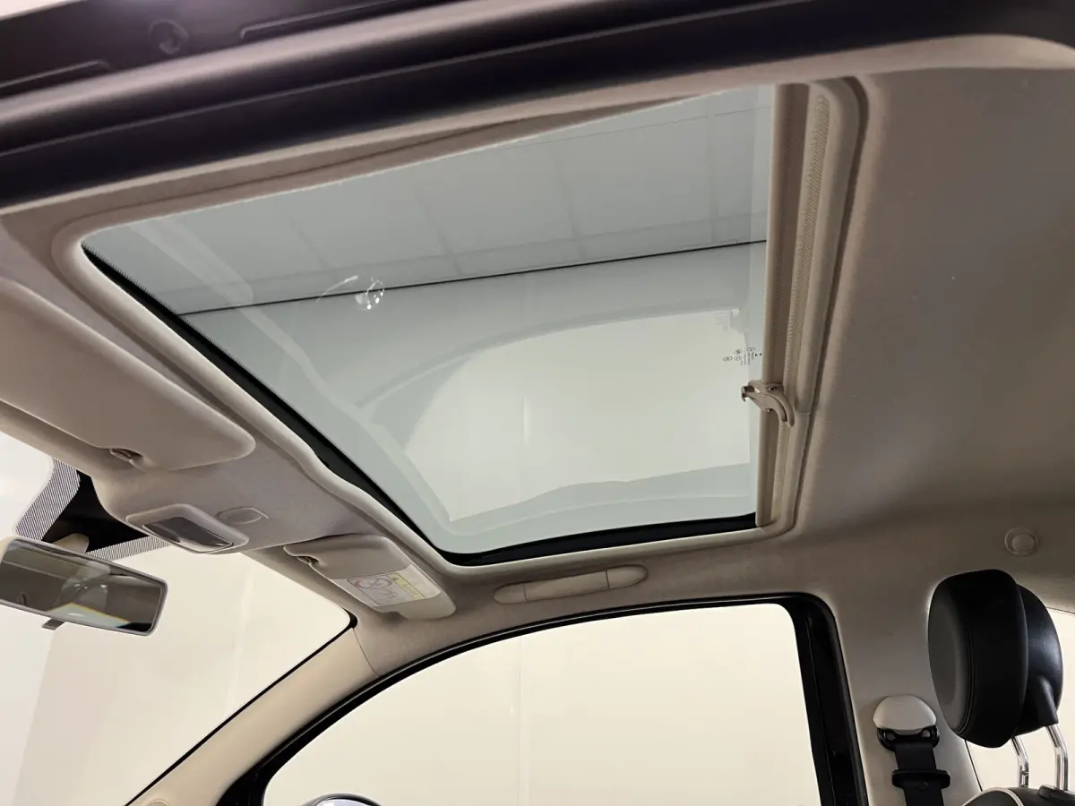 0.9 TwinAir Turbo Lounge / PANODAK / NAVI / AIRCO /