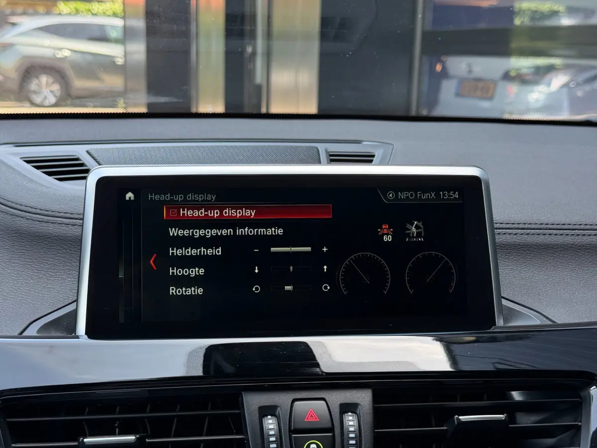 SDrive18i M-Sport Shadowline Pano Headup NL Auto!