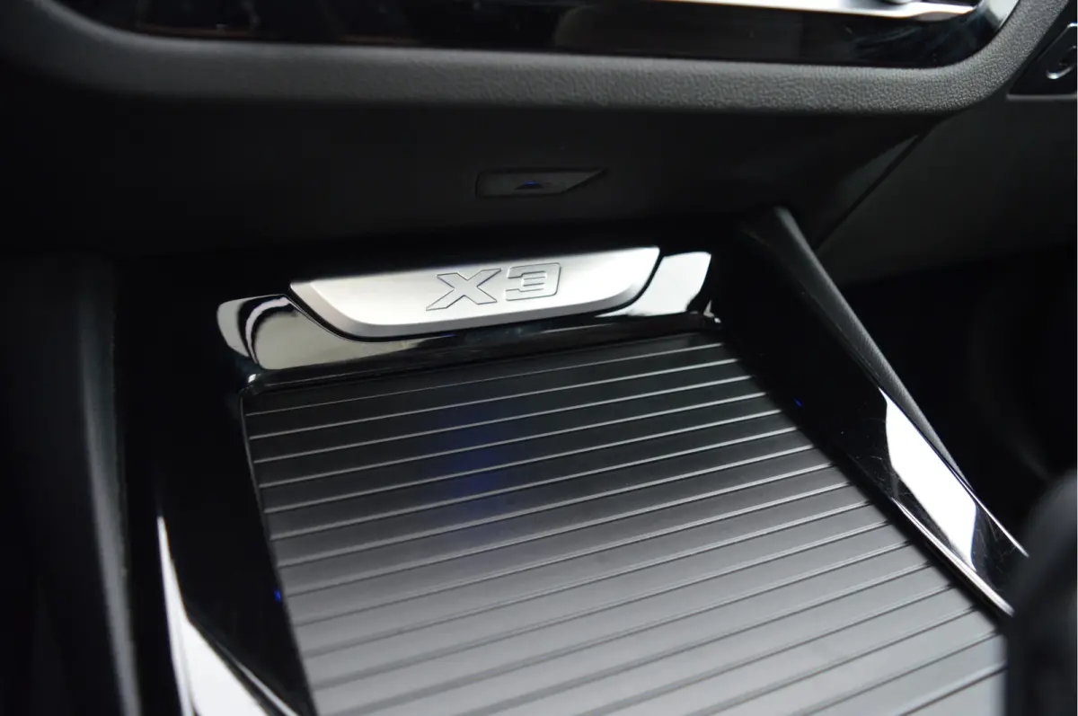 xDrive20i High Executive | M-PAKKET | PANO | TREKHAAK |