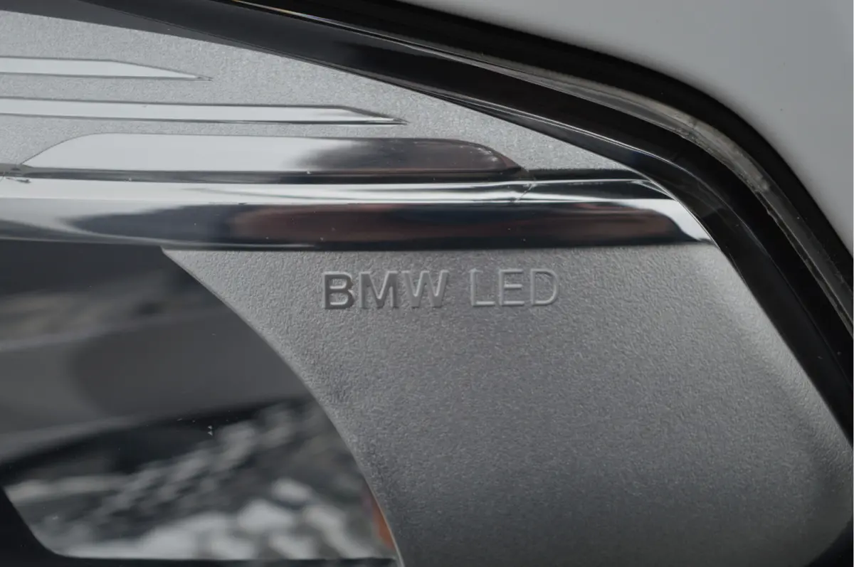 xDrive20i High Executive | M-PAKKET | PANO | TREKHAAK |