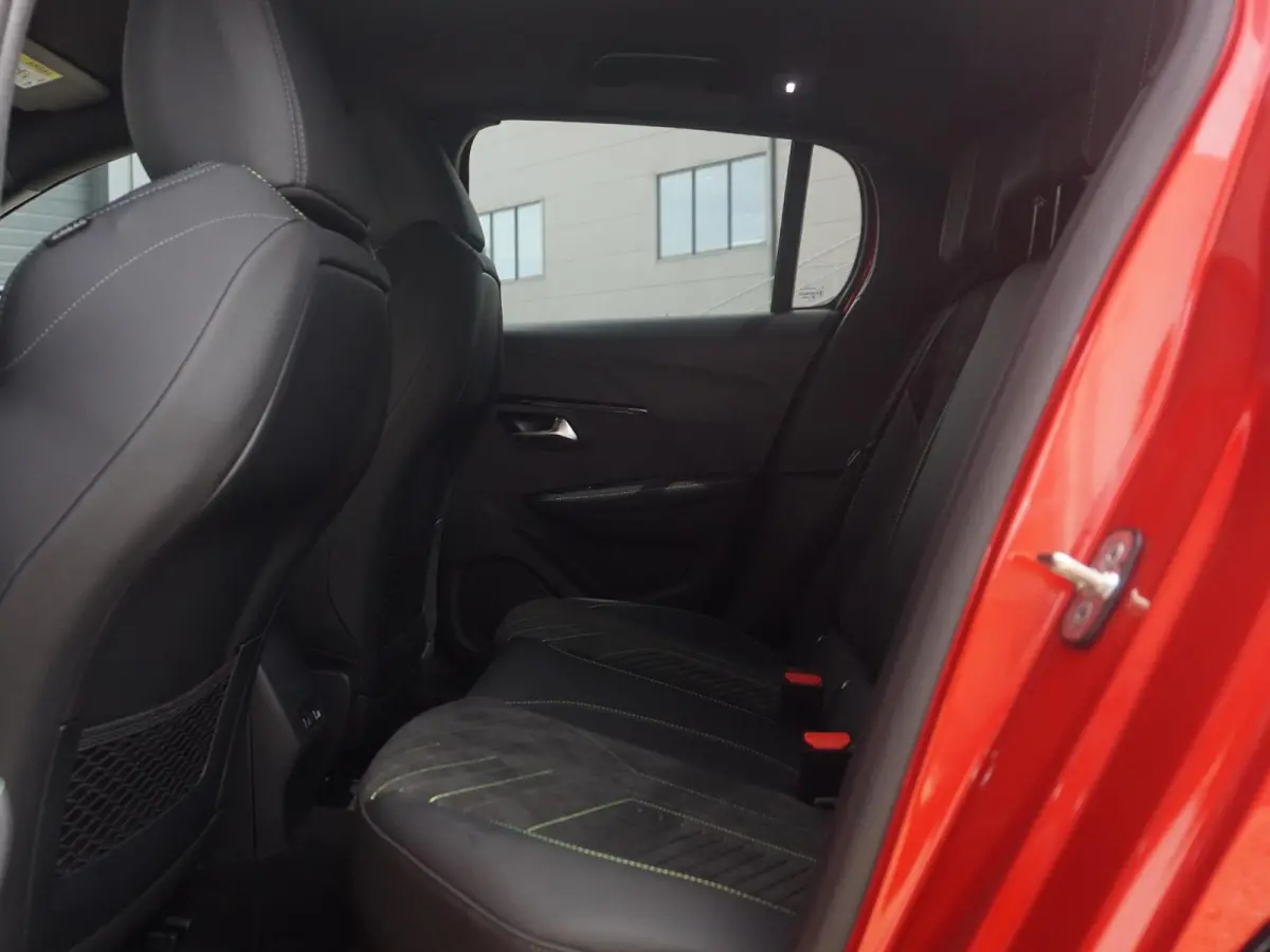1.2 Hybrid 145 e-DCS6 GT Winterpakket