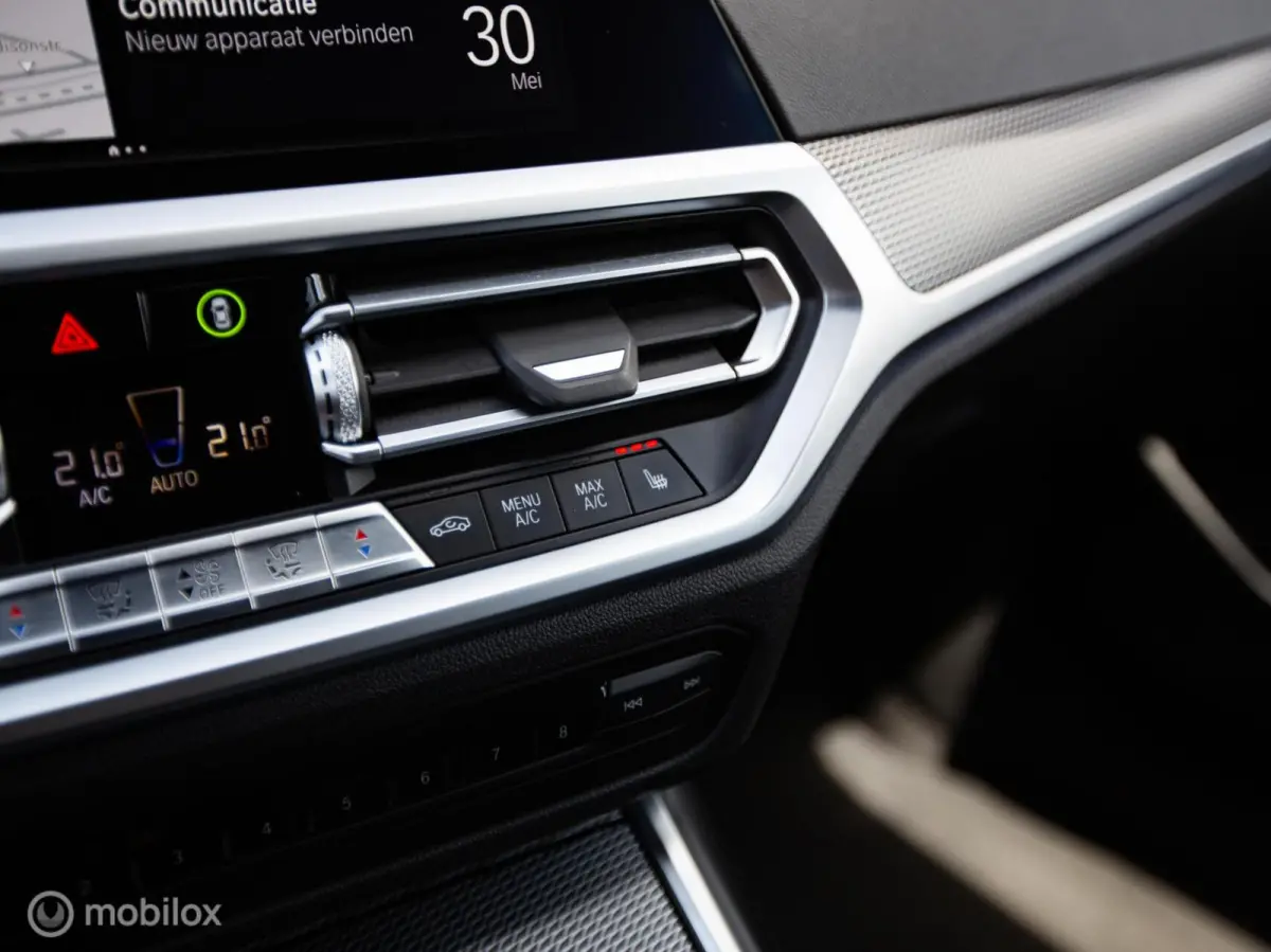 320i High Executive Edition|Org.NL|Autom|Carplay|LED|Camera|