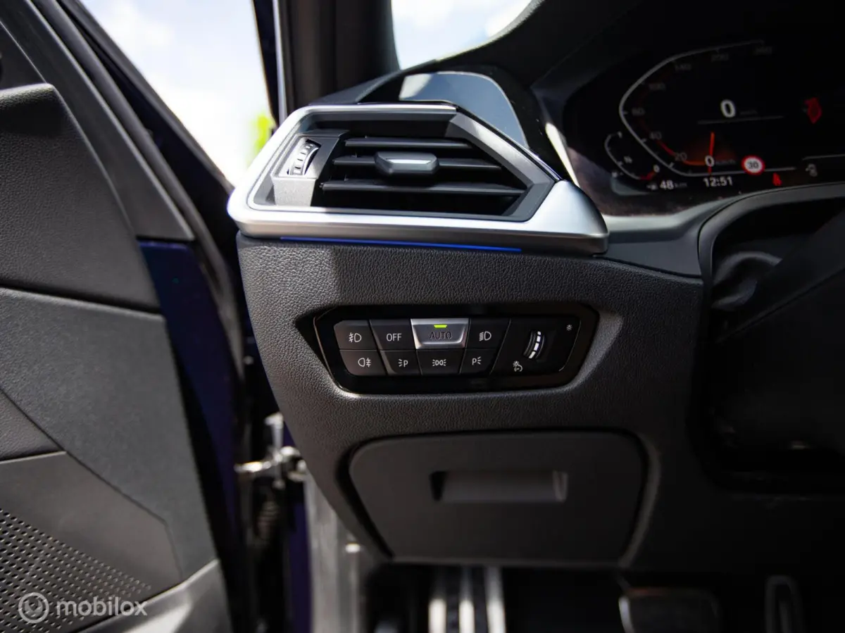 320i High Executive Edition|Org.NL|Autom|Carplay|LED|Camera|