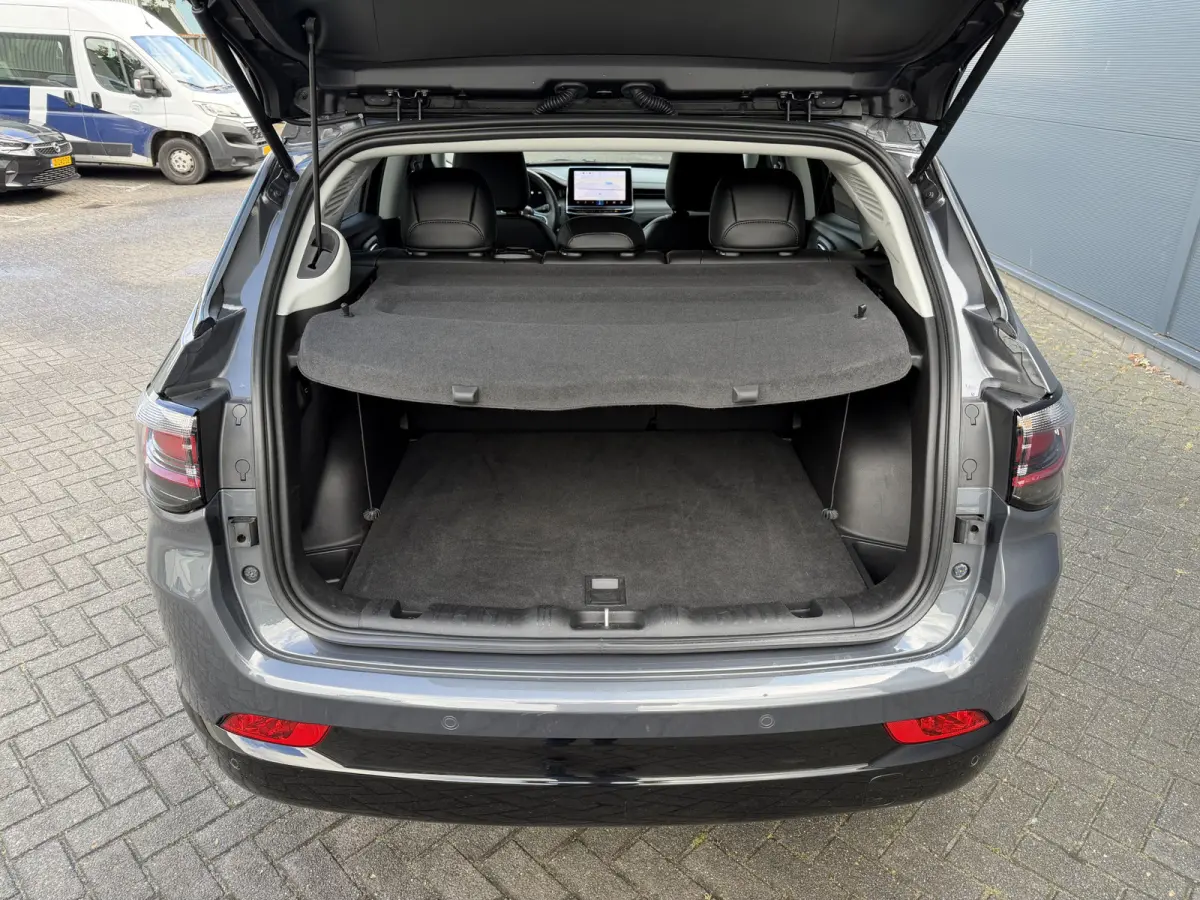 1.5T e-Hybrid Summit (Leder incl verwarming/koeling/geheugen - Elektrische Klep - Adaptieve Cruise Controle - LED - Keyless Entry - 360gr Camera - Navigatie - Apple Carplay)