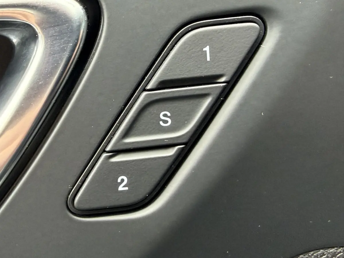 1.5T e-Hybrid Summit (Leder incl verwarming/koeling/geheugen - Elektrische Klep - Adaptieve Cruise Controle - LED - Keyless Entry - 360gr Camera - Navigatie - Apple Carplay)