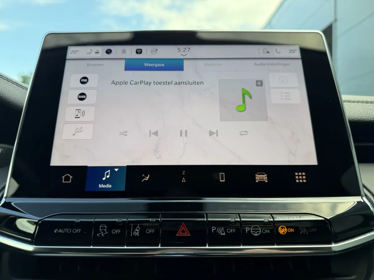 1.5T e-Hybrid Summit (Leder incl verwarming/koeling/geheugen - Elektrische Klep - Adaptieve Cruise Controle - LED - Keyless Entry - 360gr Camera - Navigatie - Apple Carplay)