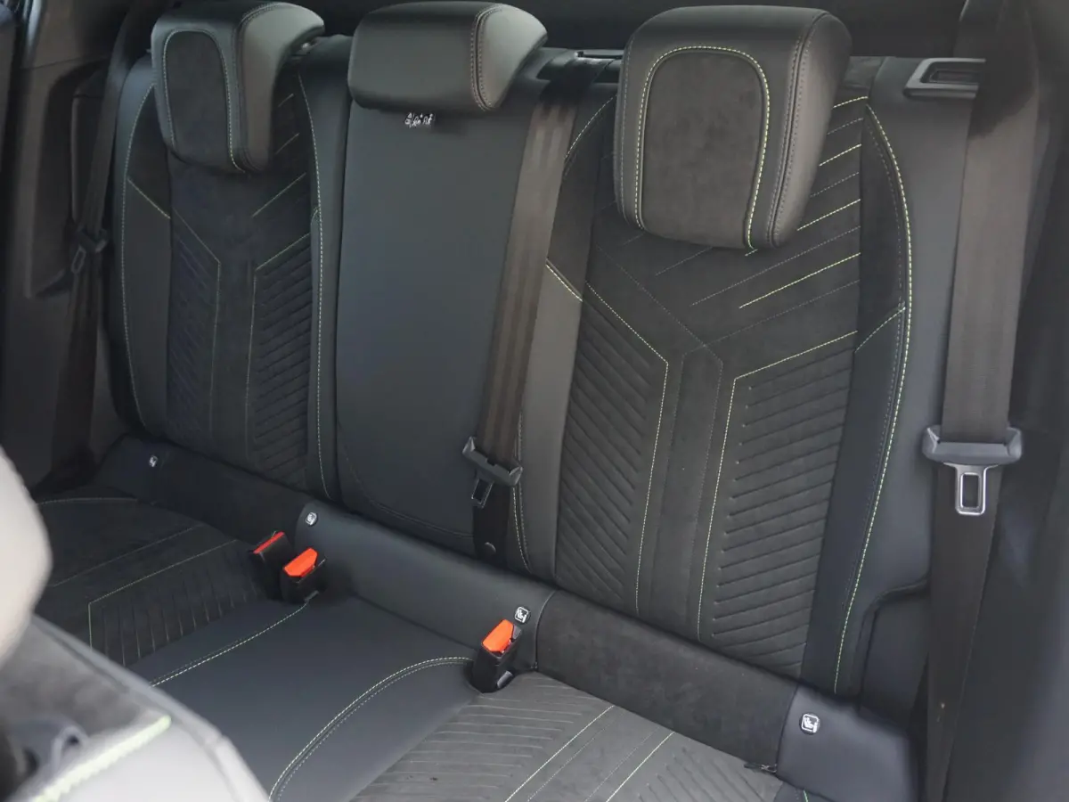 EV GT Avantage 54 kWh Leder Alcantara