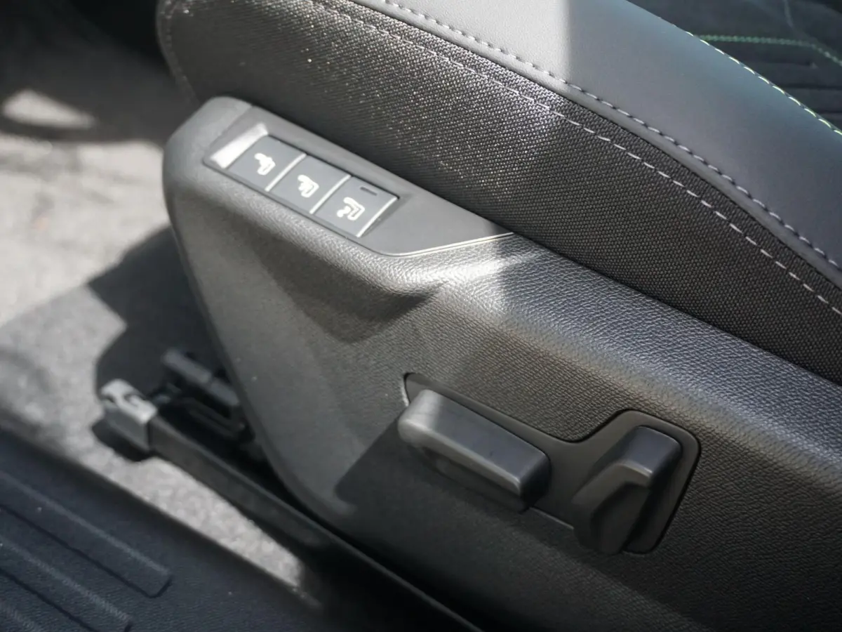 EV GT Avantage 54 kWh Leder Alcantara