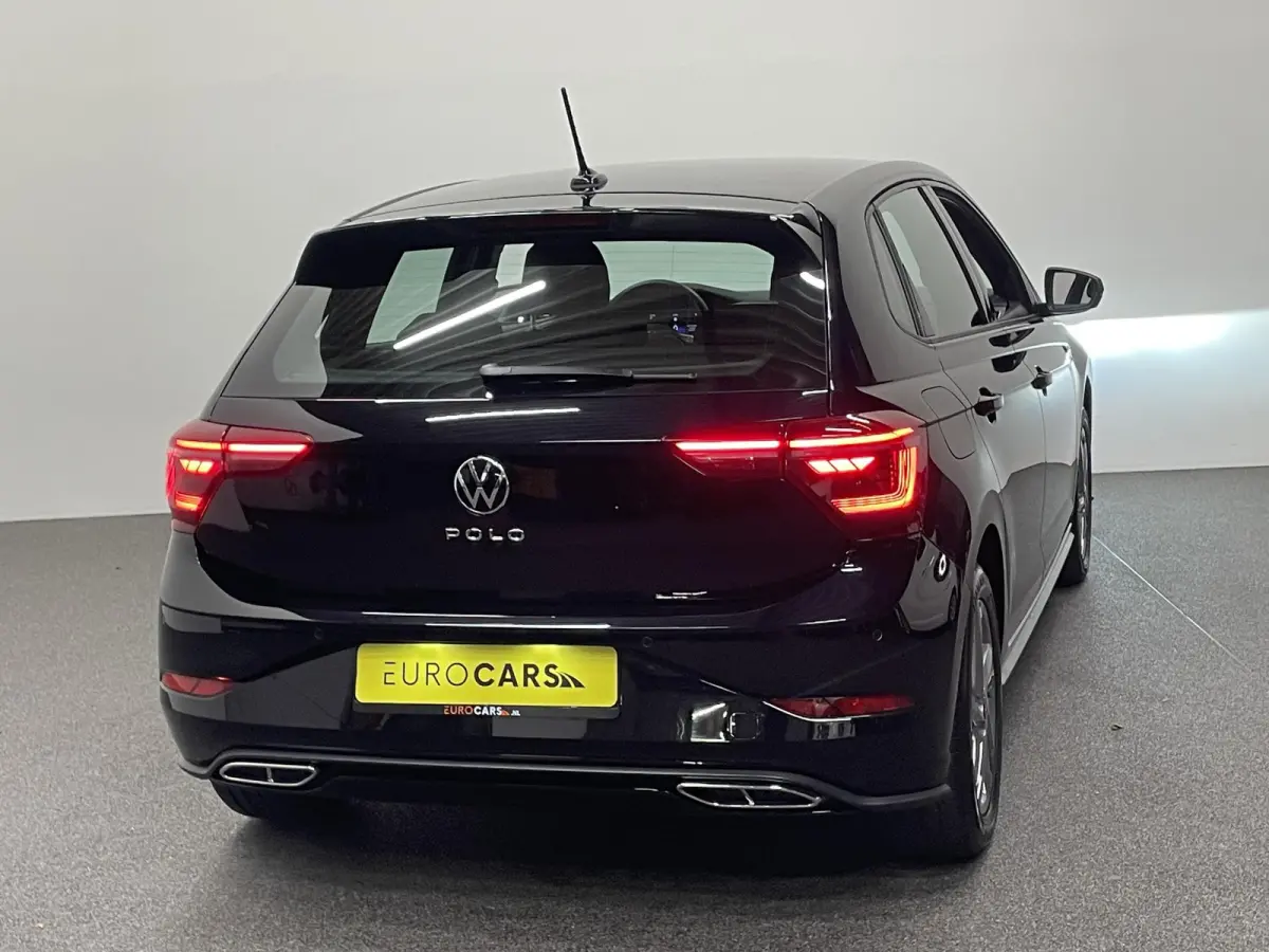 1.0 TSI R-Line DSG Navigatie Apple Carplay/Android Auto Camera Parkeersensoren Adaptive Cruise Control Matrix-LED-koplamp Lichtmetalen velgen Climate Control Getinte ramen