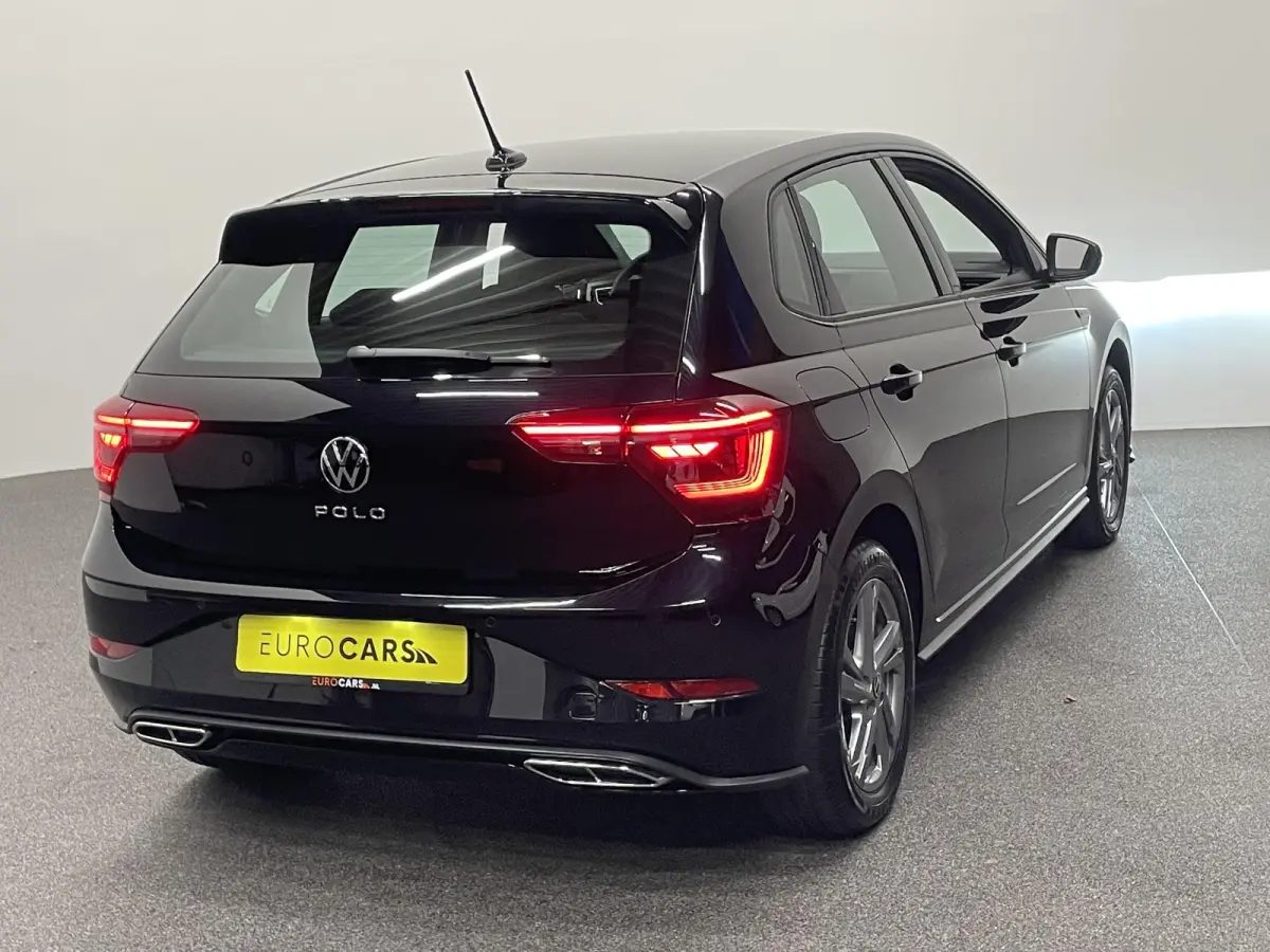 1.0 TSI R-Line DSG Navigatie Apple Carplay/Android Auto Camera Parkeersensoren Adaptive Cruise Control Matrix-LED-koplamp Lichtmetalen velgen Climate Control Getinte ramen