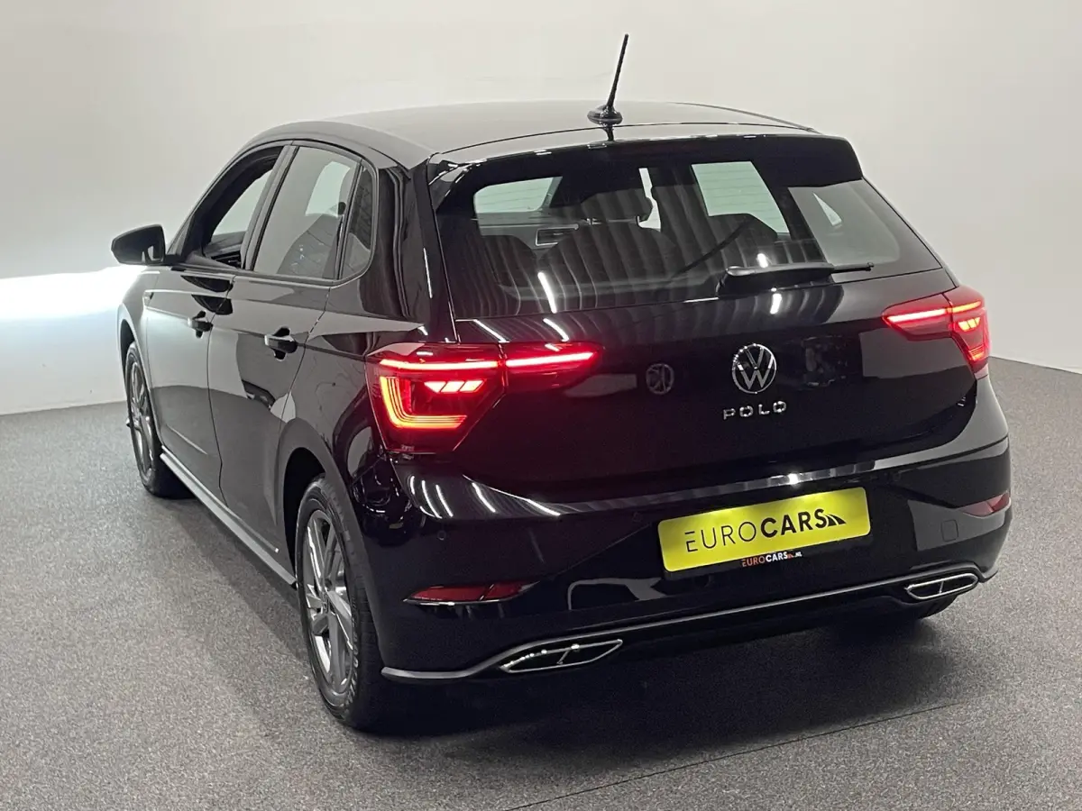 1.0 TSI R-Line DSG Navigatie Apple Carplay/Android Auto Camera Parkeersensoren Adaptive Cruise Control Matrix-LED-koplamp Lichtmetalen velgen Climate Control Getinte ramen