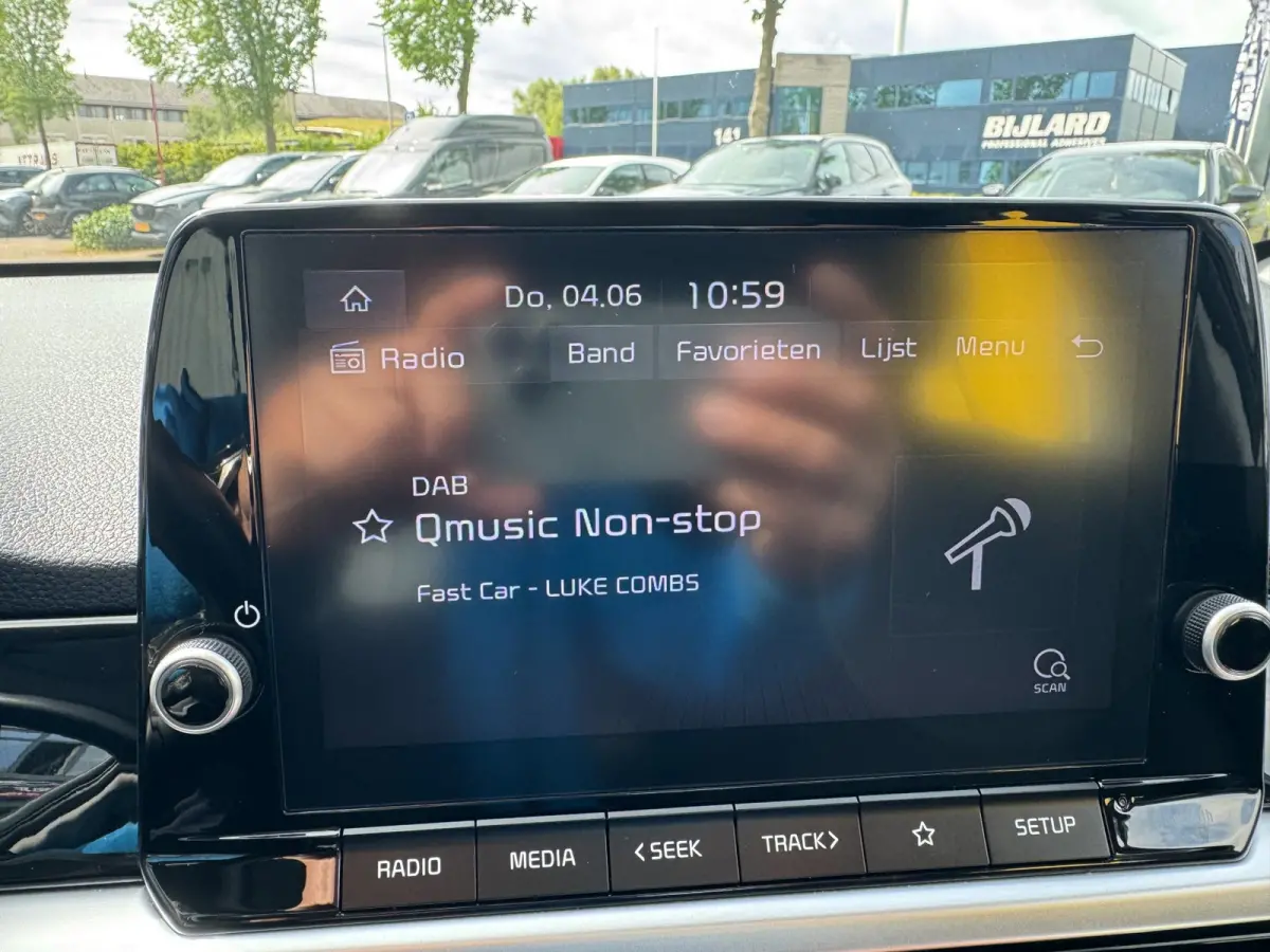 1.0 DPi DynamicLine CARPLAY!!