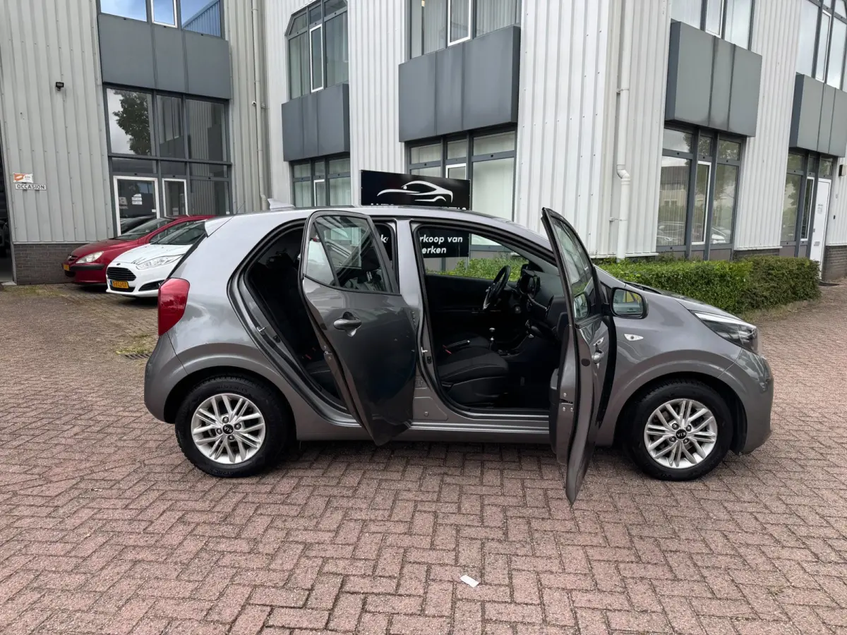 1.0 DPi DynamicLine CARPLAY!!