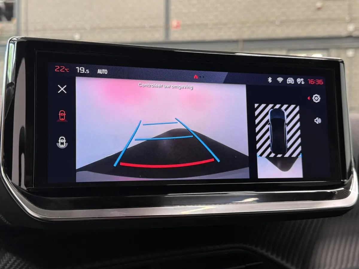 1.2 Puretech Allure 100pk Navigatie Camera Apple Carplay Android Auto Parkeersensoren Cruise Control Stoelverwarming Climate Control Lichtmetalen velgen