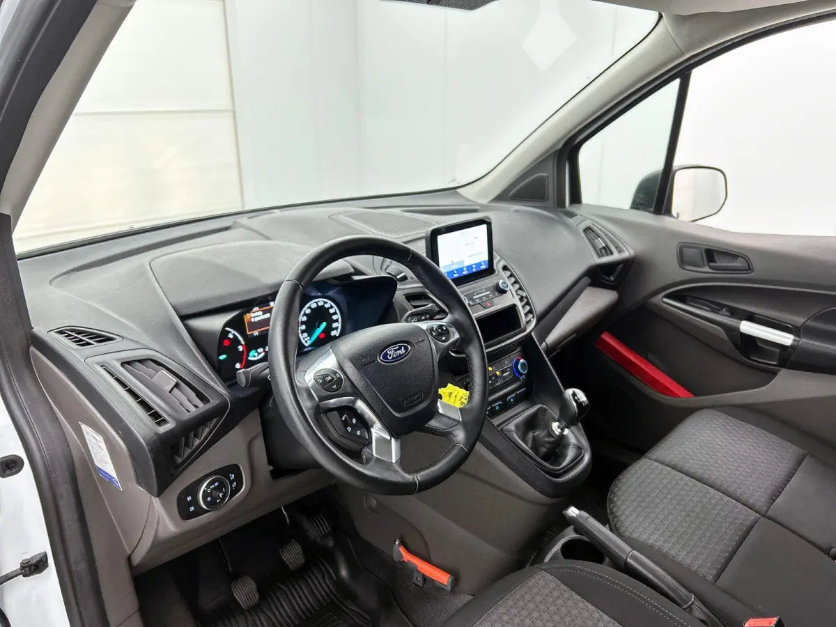 1.5 EcoBlue L2 Trend Navi Airco Parkeersensoren Cruise Control Camera DAB+