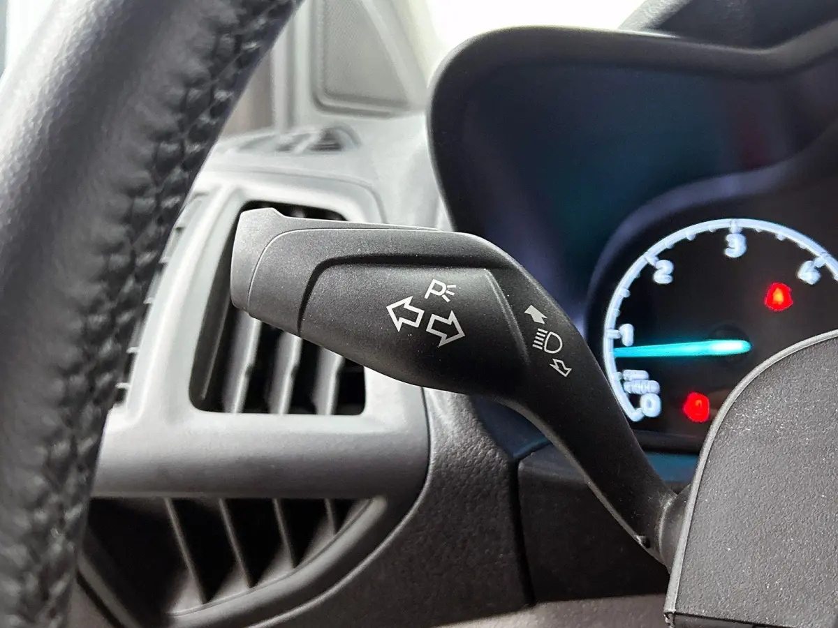1.5 EcoBlue L2 Trend Navi Airco Parkeersensoren Cruise Control Camera DAB+