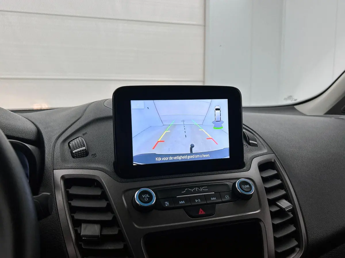 1.5 EcoBlue L2 Trend Navi Airco Parkeersensoren Cruise Control Camera DAB+