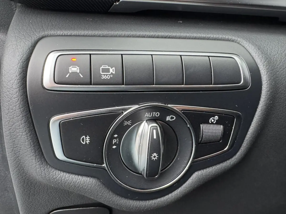 300d L3 Avantgarde AMG 360 Camera Burmester Groot scherm Adaptieve cruise