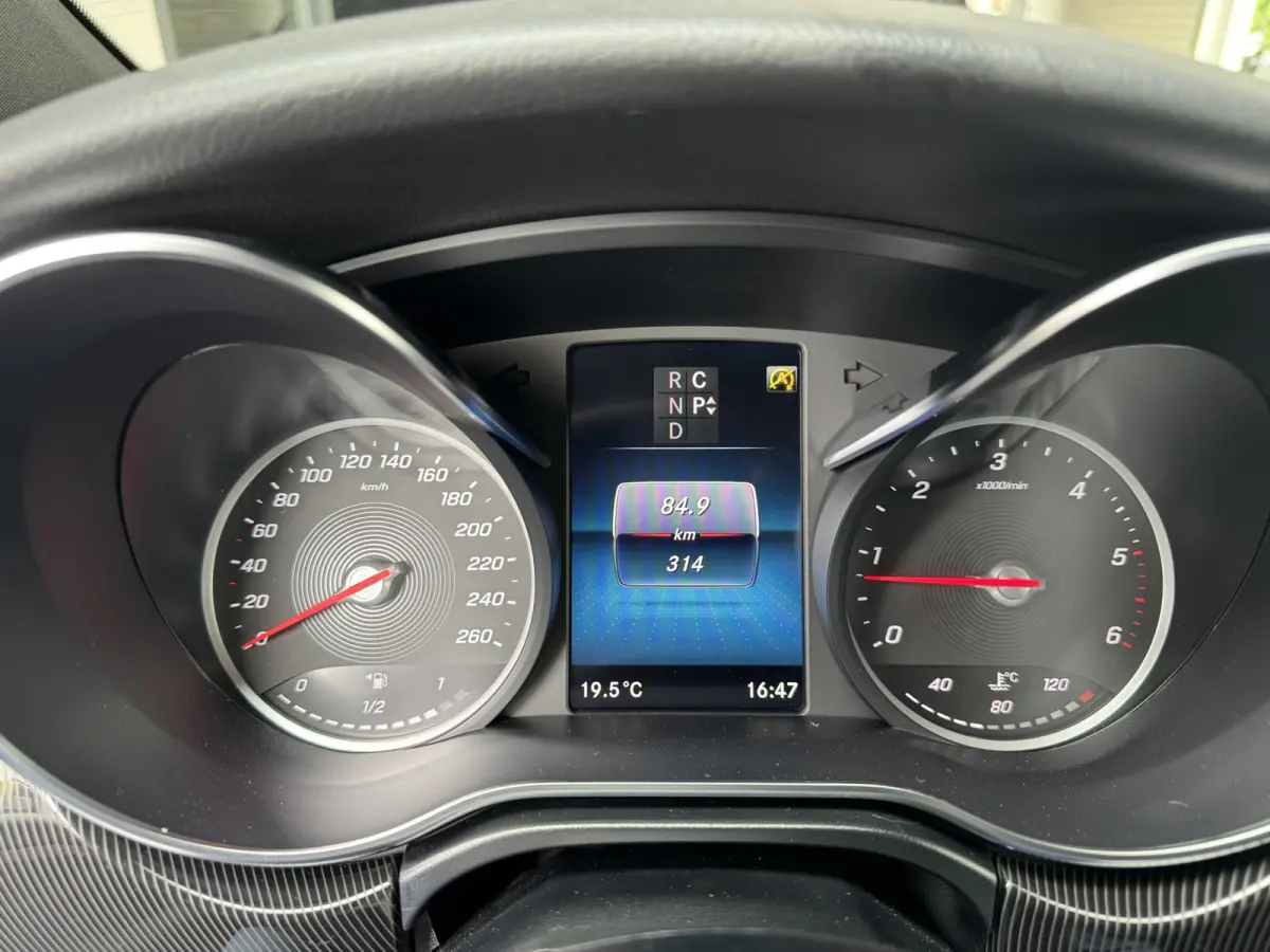 300d L3 Avantgarde AMG 360 Camera Burmester Groot scherm Adaptieve cruise
