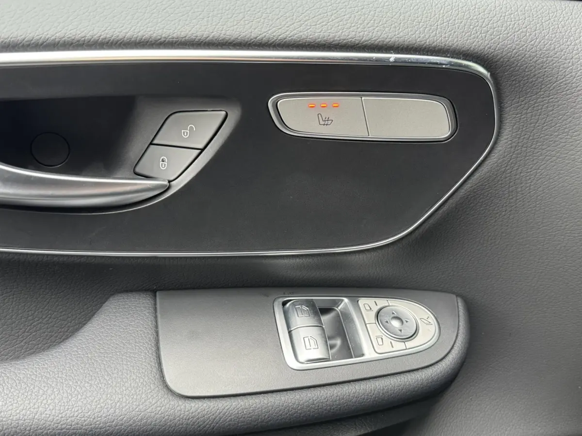 300d L3 Avantgarde AMG 360 Camera Burmester Groot scherm Adaptieve cruise