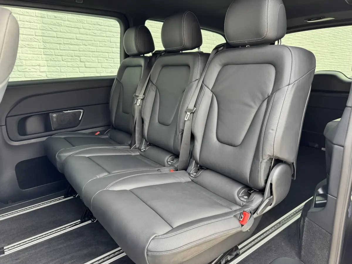 300d L3 Avantgarde AMG 360 Camera Burmester Groot scherm Adaptieve cruise