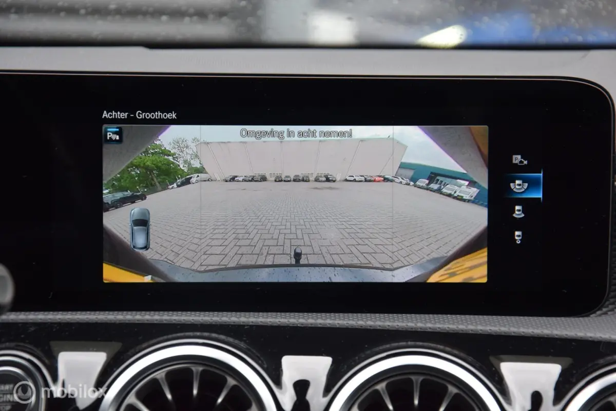 180 Business Solution Luxury Trekhaak Camera Widescreen
