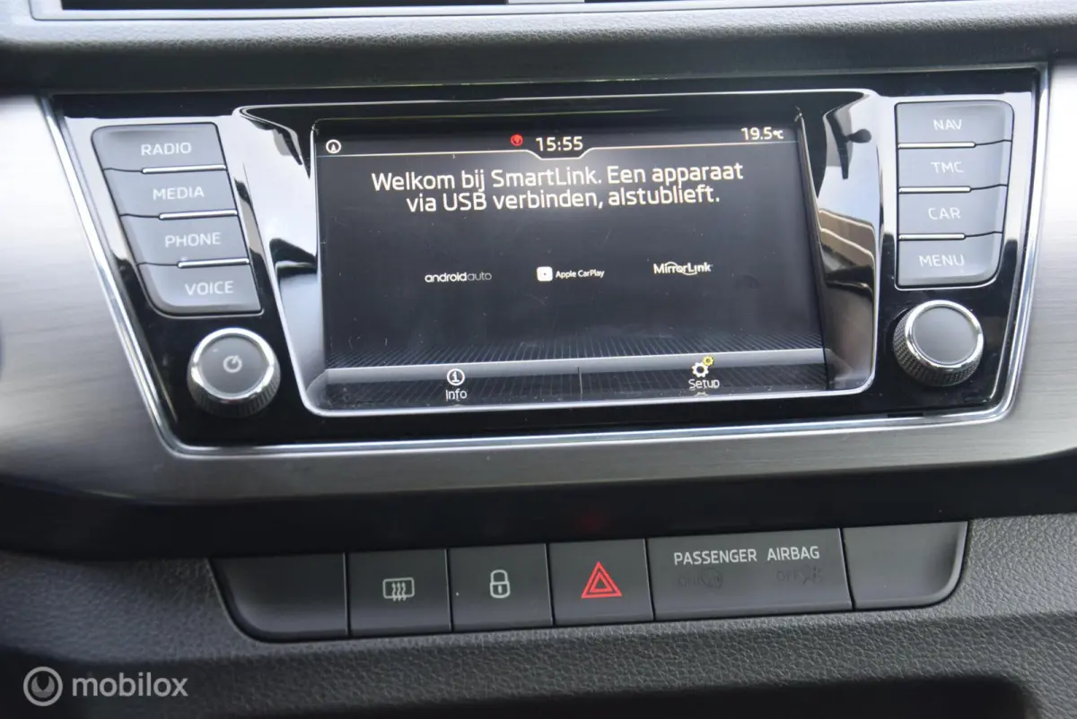 1.0 TSI Sport Business 70 kw Adaptive Cruise Control Apple Carplay
