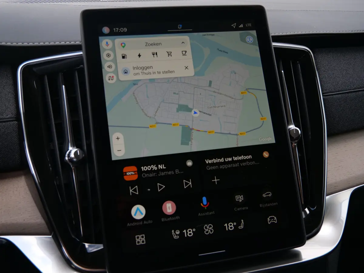 2.0 T8 Plug-in hybrid AWD Plus Dark 455 Pk Automaat Navi / DAB / Camera's / Leer / 7 persoons