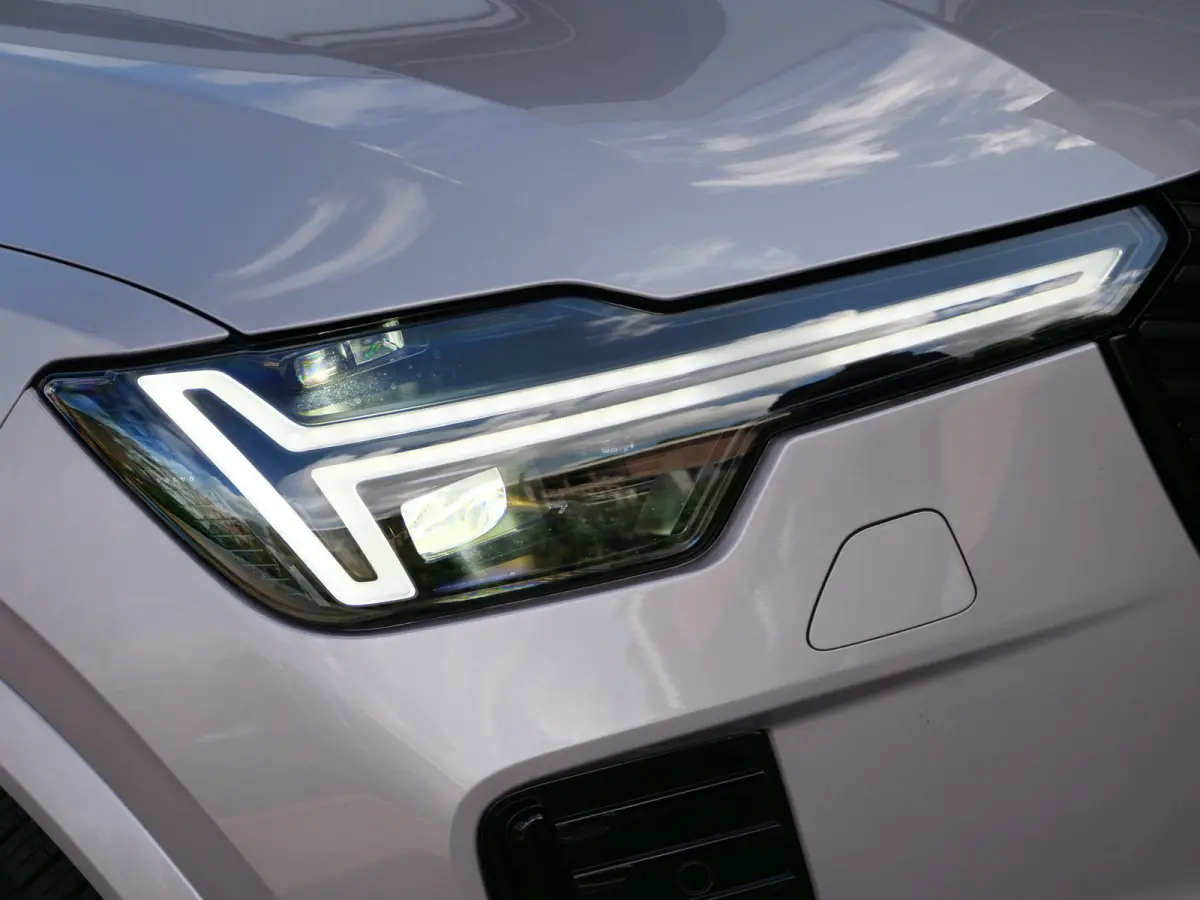 2.0 T8 Plug-in hybrid AWD Plus Dark 455 Pk Automaat Navi / DAB / Camera's / Leer / 7 persoons