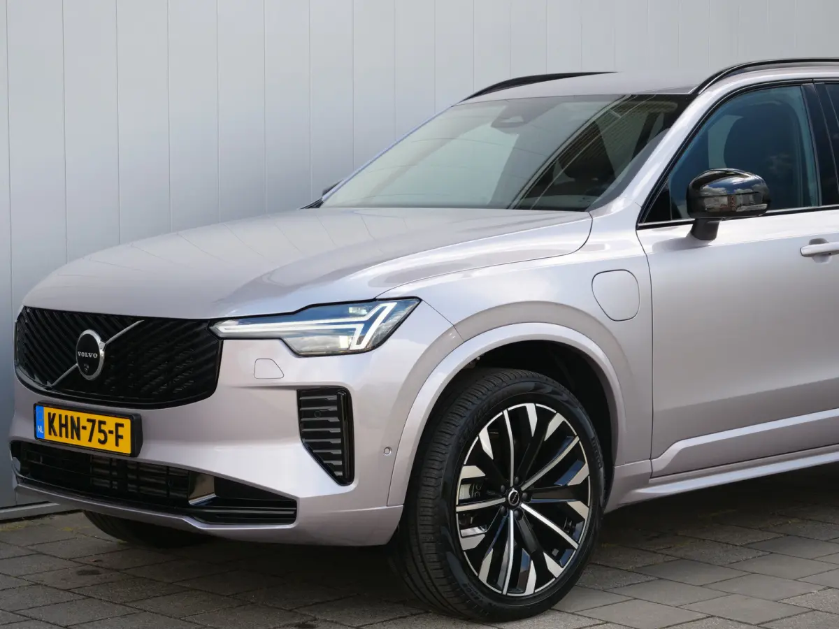 2.0 T8 Plug-in hybrid AWD Plus Dark 455 Pk Automaat Navi / DAB / Camera's / Leer / 7 persoons