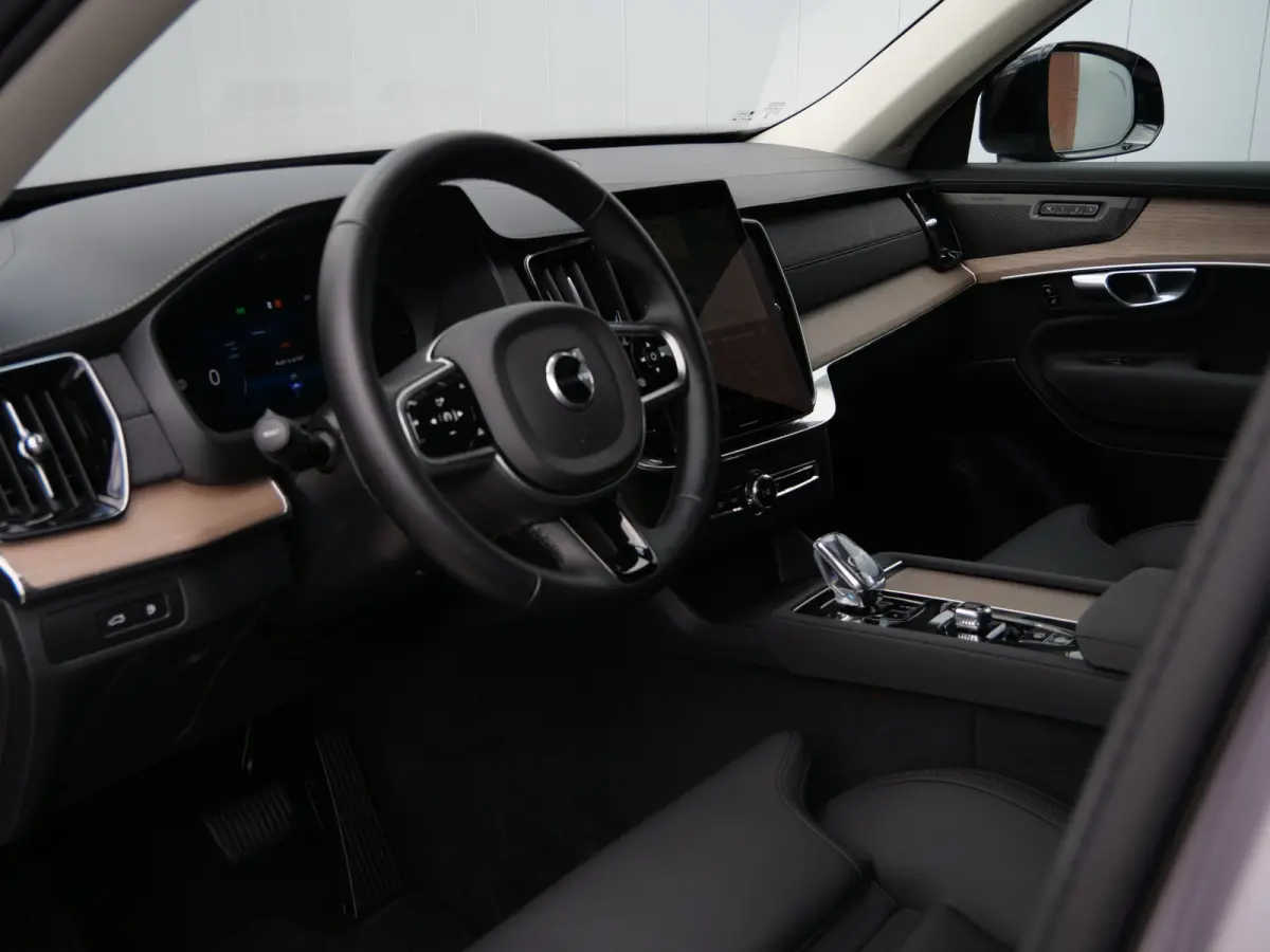 2.0 T8 Plug-in hybrid AWD Plus Dark 455 Pk Automaat Navi / DAB / Camera's / Leer / 7 persoons