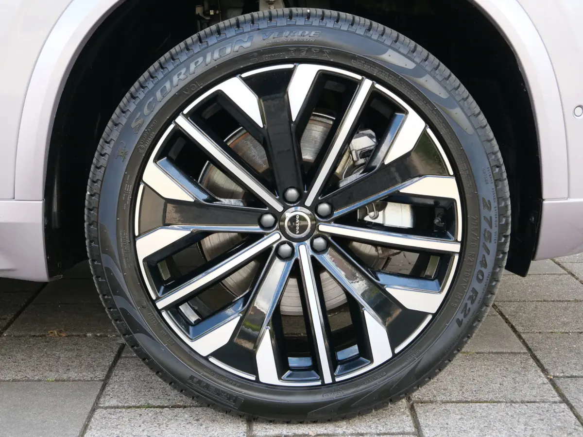 2.0 T8 Plug-in hybrid AWD Plus Dark 455 Pk Automaat Navi / DAB / Camera's / Leer / 7 persoons