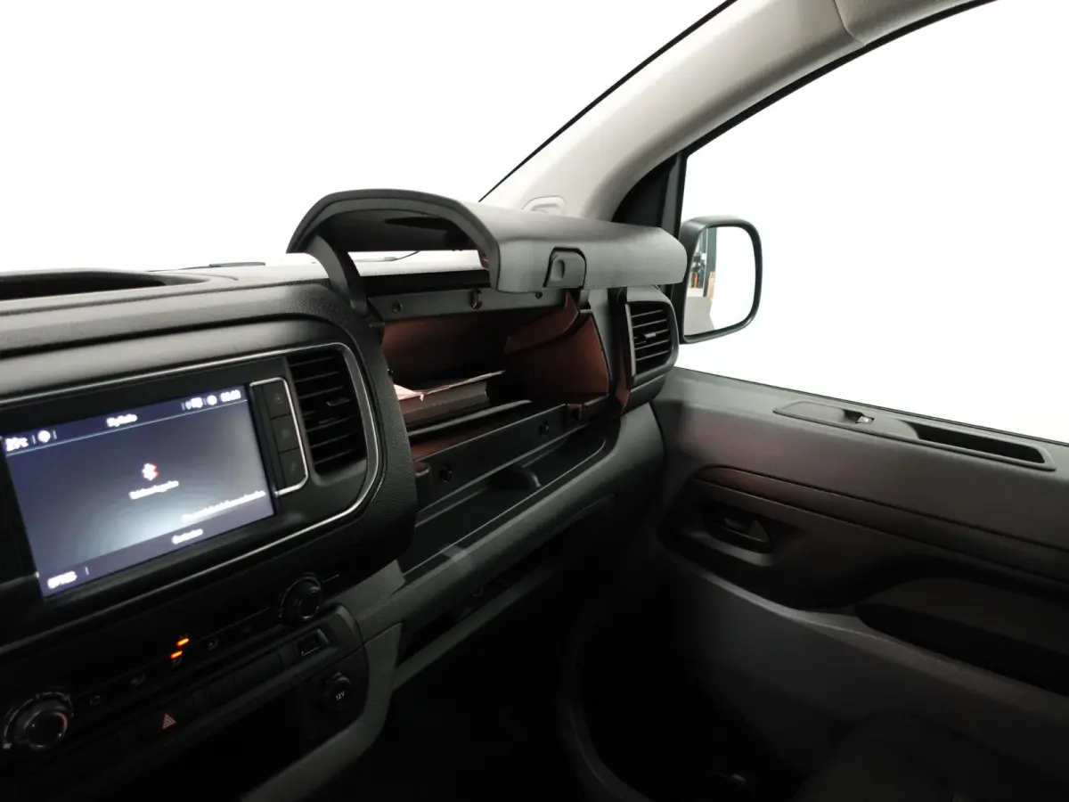 L3H1 75 kWh 9-persoons PERSONENBUS Airco Navi PDCA Sidebars