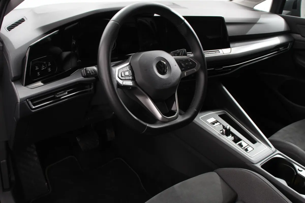 1.5 TSI 162 pk Style DSG Navigatie Climate Control Adaptieve Cruise Control Lane Assist Privacy Glass Stoel/Stuurverwarming LED PDC V+A Camera Electrische bedienbare Achterklep