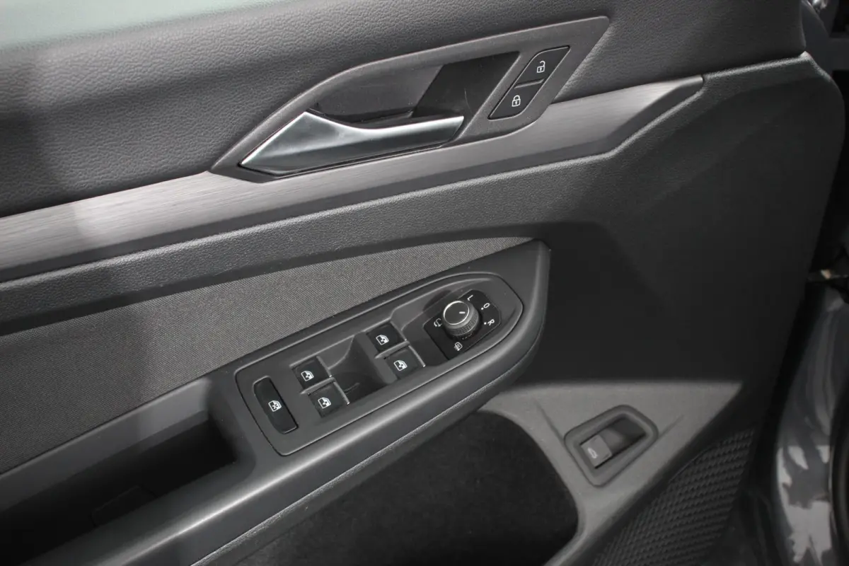 1.5 TSI 162 pk Style DSG Navigatie Climate Control Adaptieve Cruise Control Lane Assist Privacy Glass Stoel/Stuurverwarming LED PDC V+A Camera Electrische bedienbare Achterklep
