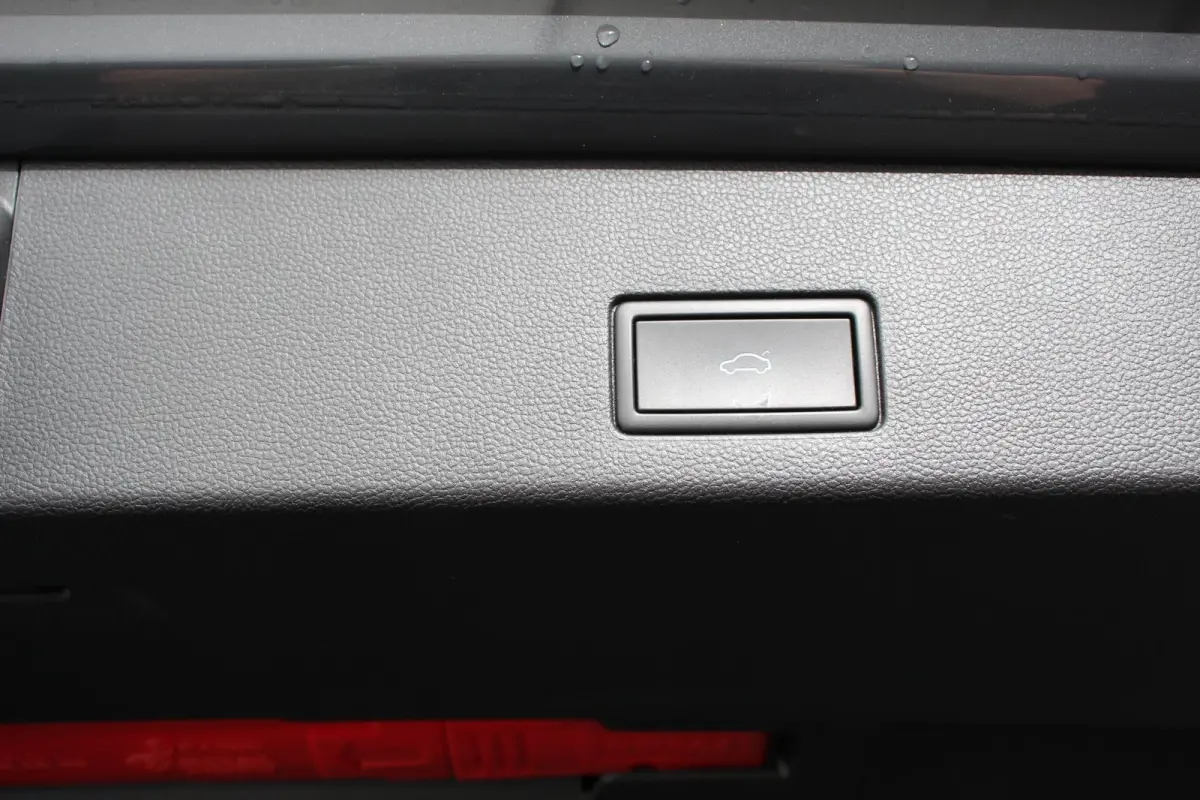 1.5 TSI 162 pk Style DSG Navigatie Climate Control Adaptieve Cruise Control Lane Assist Privacy Glass Stoel/Stuurverwarming LED PDC V+A Camera Electrische bedienbare Achterklep