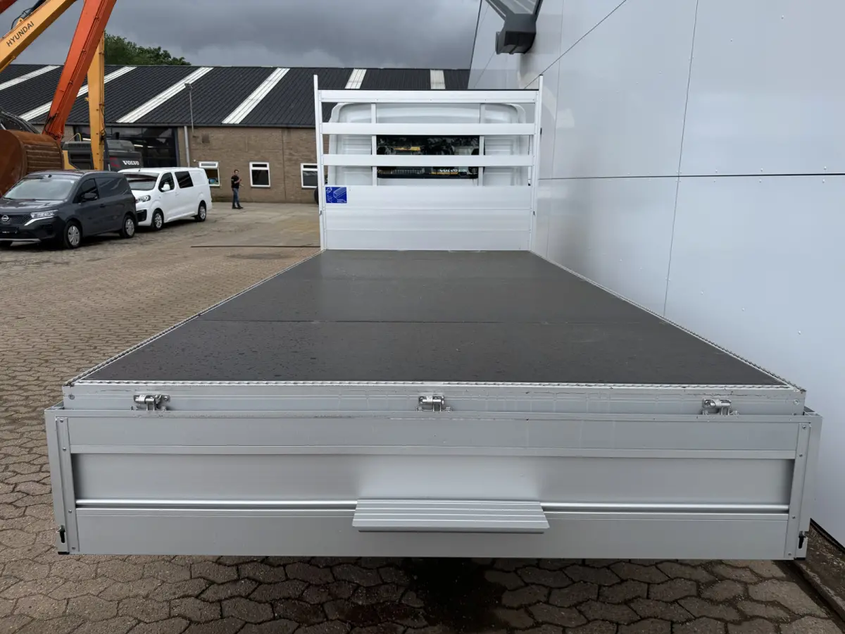 65kWh 204PK Nieuw! Open Laadbak 172km WLTP 100% Elektrisch Airco Adaptieve Cruise Carplay Pritische Pickup Open Box