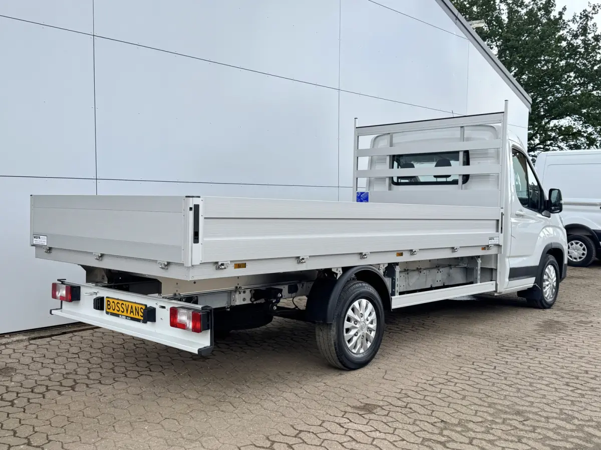 65kWh 204PK Nieuw! Open Laadbak 172km WLTP 100% Elektrisch Airco Adaptieve Cruise Carplay Pritische Pickup Open Box