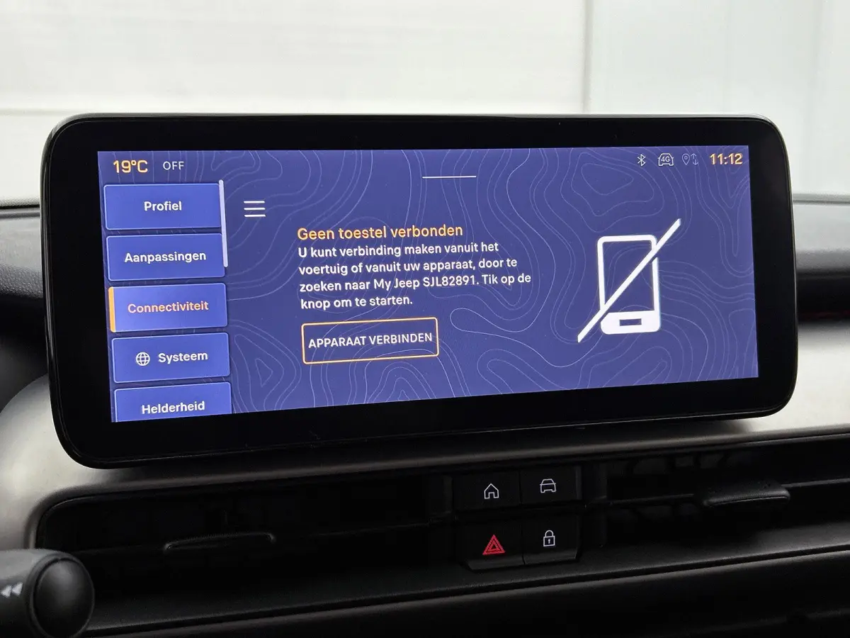 1.2 e-Hybrid 110pk Summit Automaat | Navigatie | Adaptieve Cruise Control | 18"LMV | Full-LED | Keyless Entry/Start | Dodehoekdetectie | Apple Carplay/Android Auto |