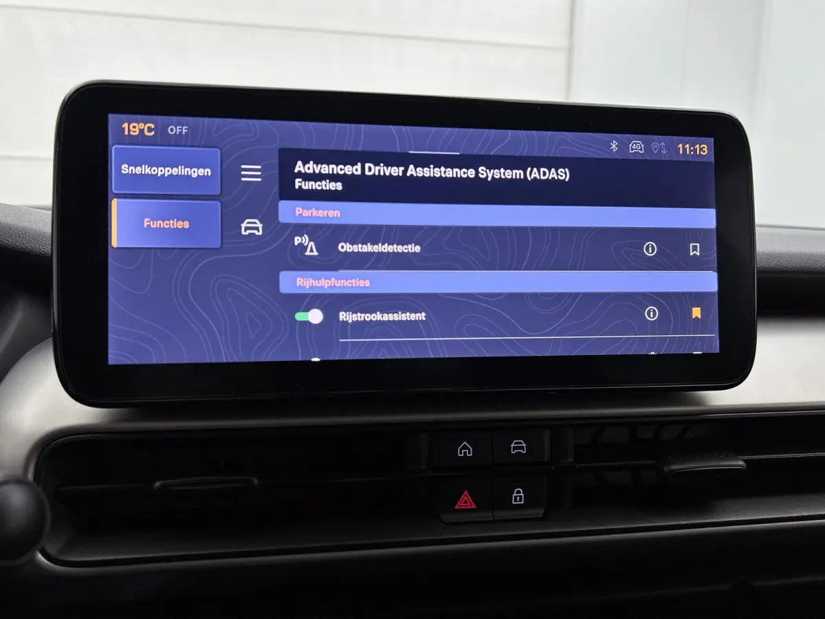 1.2 e-Hybrid 110pk Summit Automaat | Navigatie | Adaptieve Cruise Control | 18"LMV | Full-LED | Keyless Entry/Start | Dodehoekdetectie | Apple Carplay/Android Auto |