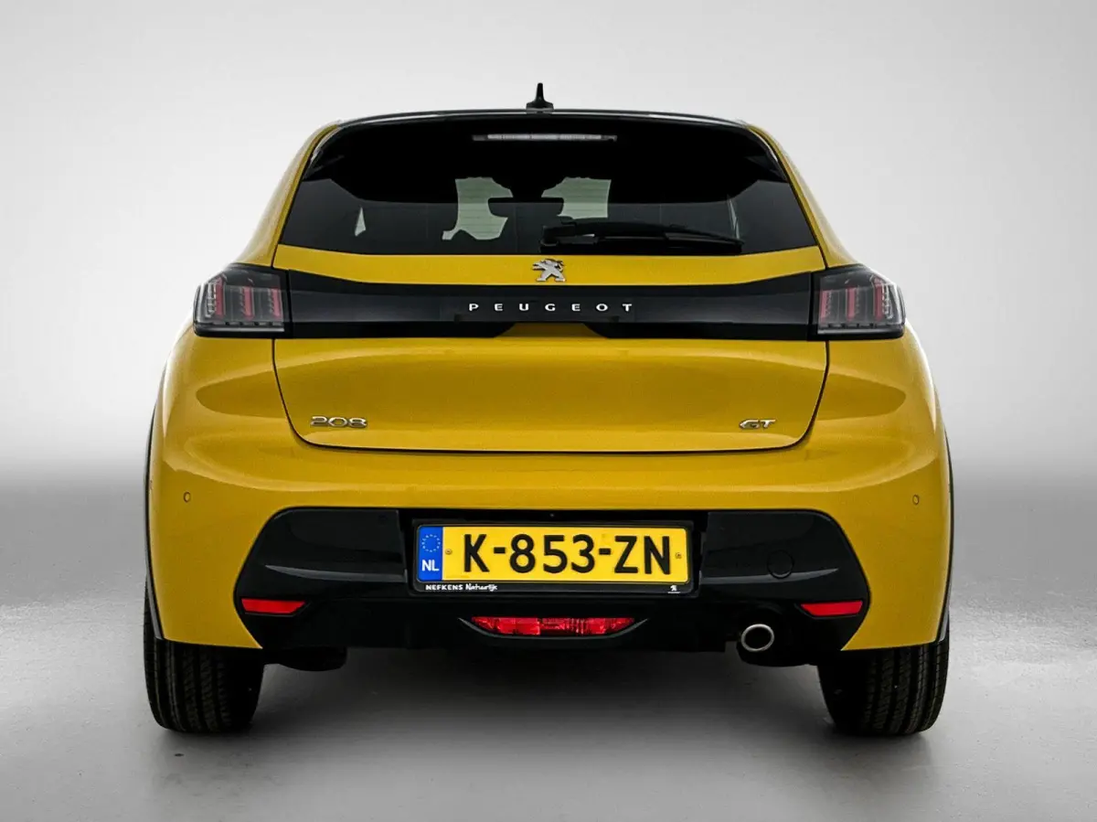 1.2 100pk GT Pack | Navigatie | Adaptieve Cruise Control | Camera | Climate Control | Dodehoekdetectie | Stoelverwarming | 17"LMV | Keyless Entry/Start |