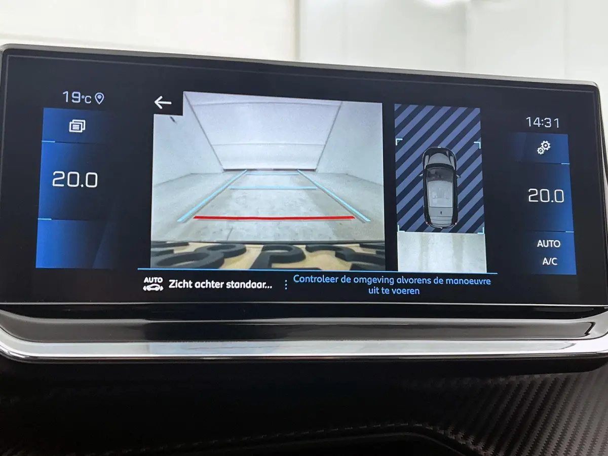 1.2 100pk GT Pack | Navigatie | Adaptieve Cruise Control | Camera | Climate Control | Dodehoekdetectie | Stoelverwarming | 17"LMV | Keyless Entry/Start |