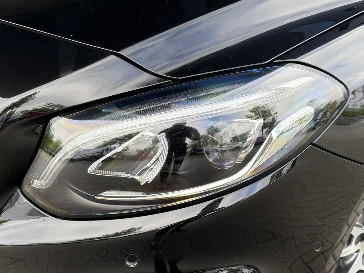 180 Business Solution AMG | Trekhaak | CarPlay | Camera | Automaat | Cruise control | Dealer onderhouden! |