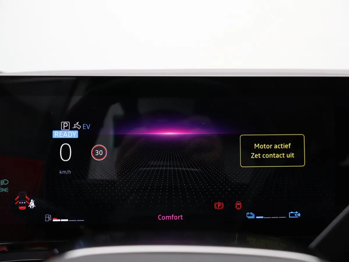 techno E-Tech full hybrid 200 | SoH 95% | Stoelverw. | Massage-Funtie | Parkeercamera |