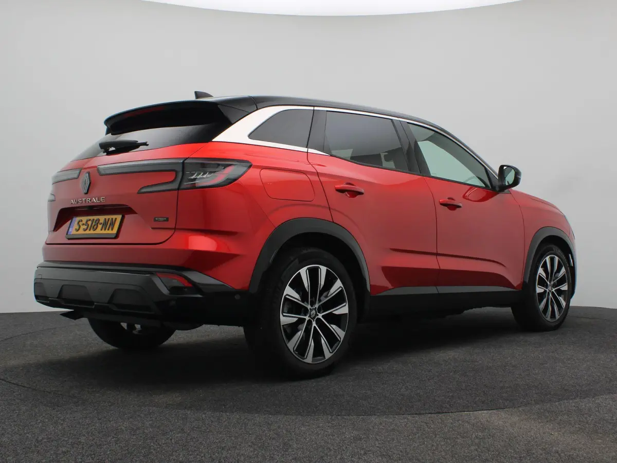 techno E-Tech full hybrid 200 | SoH 95% | Stoelverw. | Massage-Funtie | Parkeercamera |