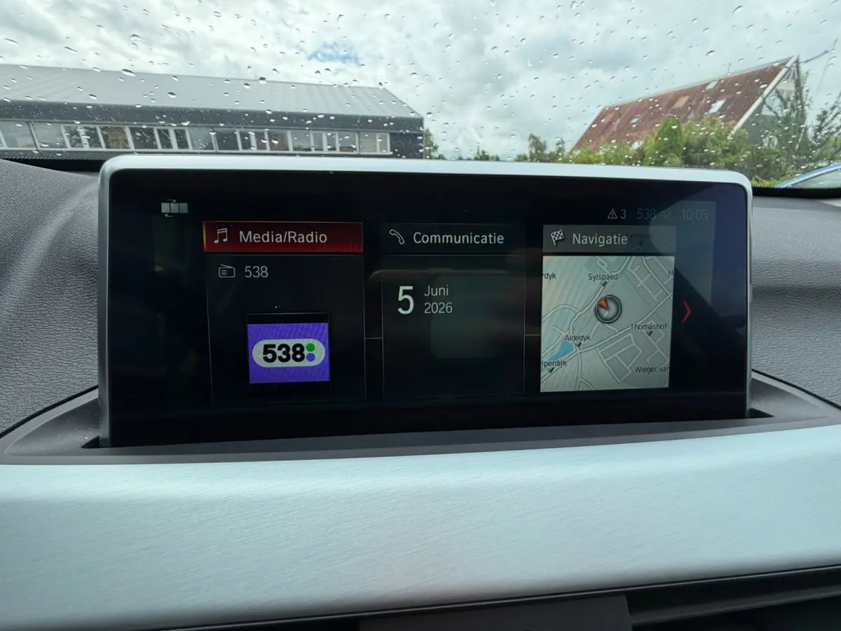 SDrive20i High Executive / SportLeder / Pano / Head-Up / Harman & Kardon / Trekhaak .