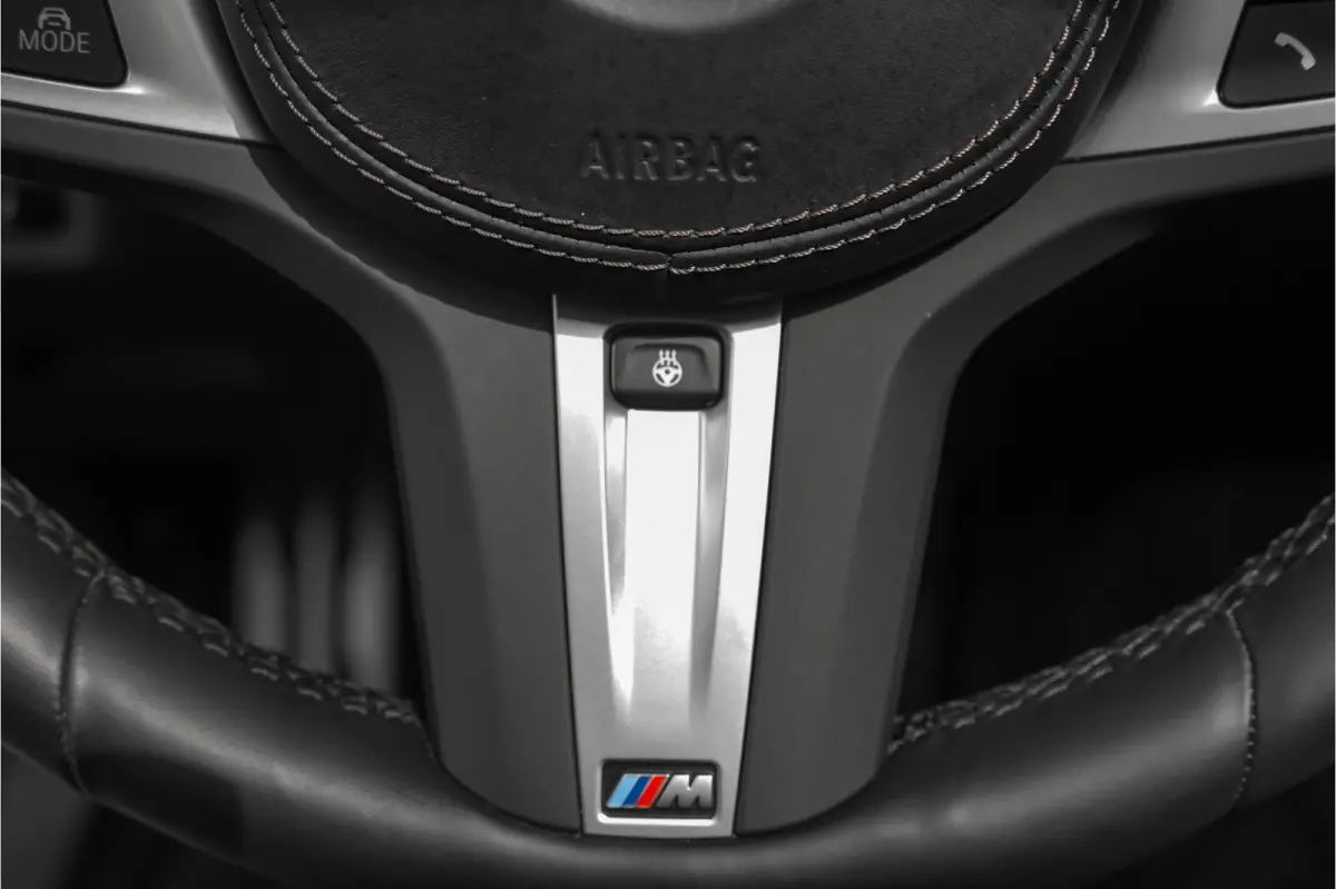 xDrive45e High Executive M-Sport Pano Laser ACC HUD Keyless 22"