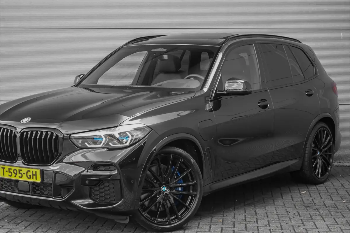 xDrive45e High Executive M-Sport Pano Laser ACC HUD Keyless 22"
