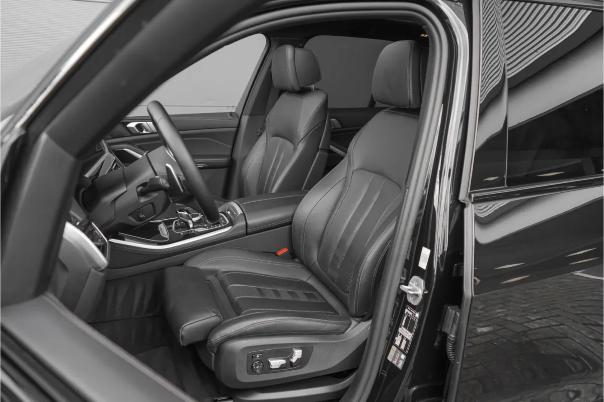 xDrive45e High Executive M-Sport Pano Laser ACC HUD Keyless 22"