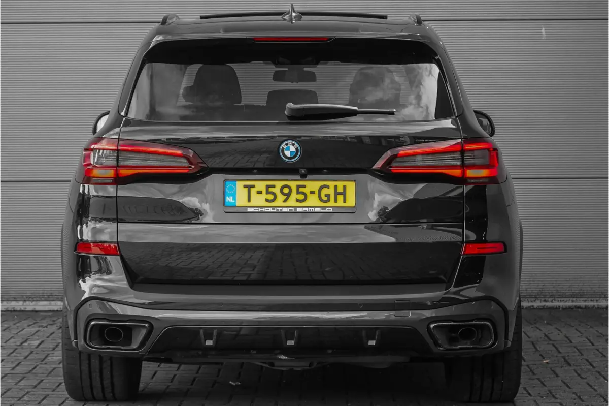 xDrive45e High Executive M-Sport Pano Laser ACC HUD Keyless 22"